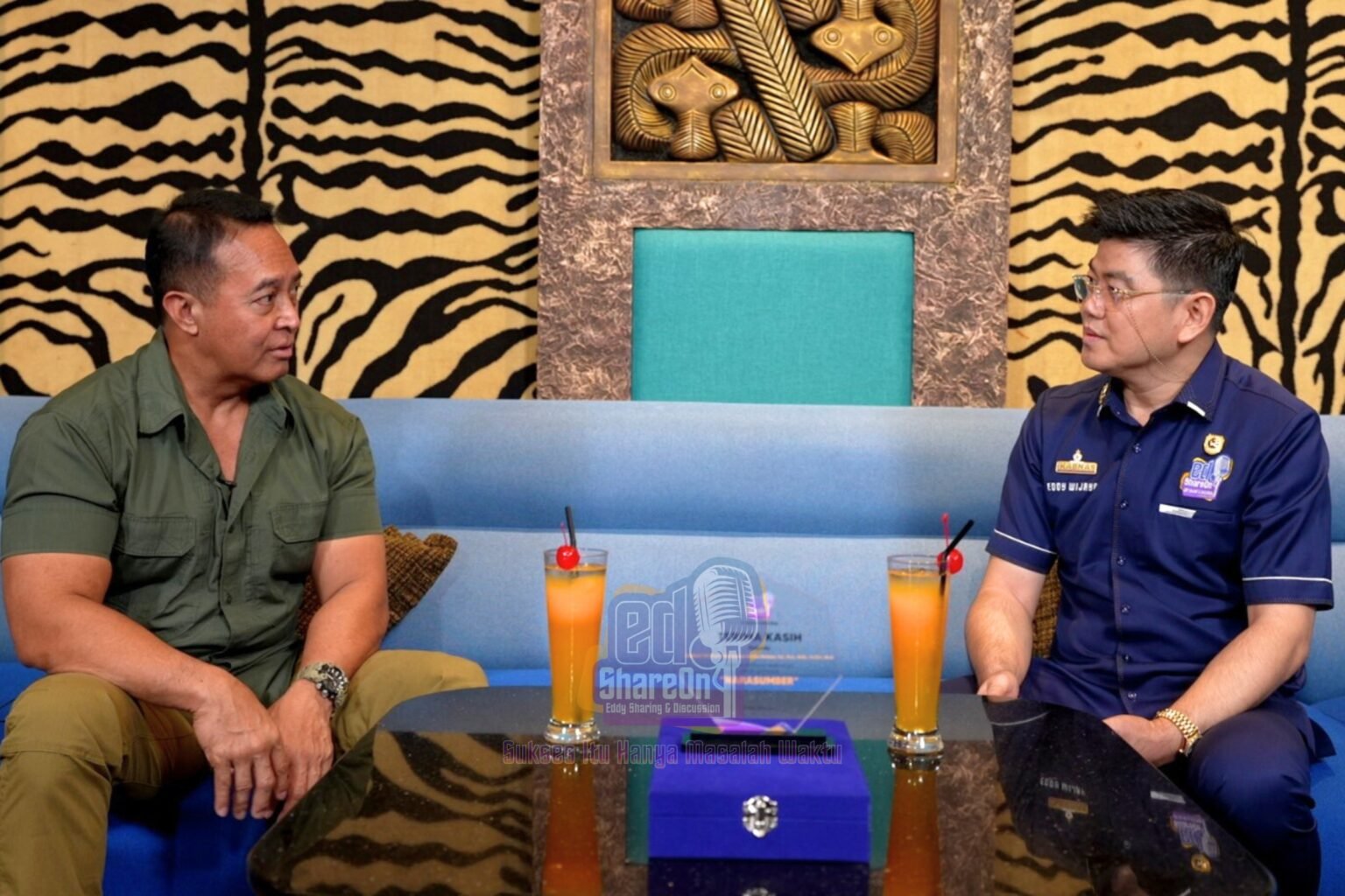 Andika Perkasa saat berbincang-bincang dengan Eddy Wijaya di podcast EdShareOn. (Foto: EdShareOn.com)