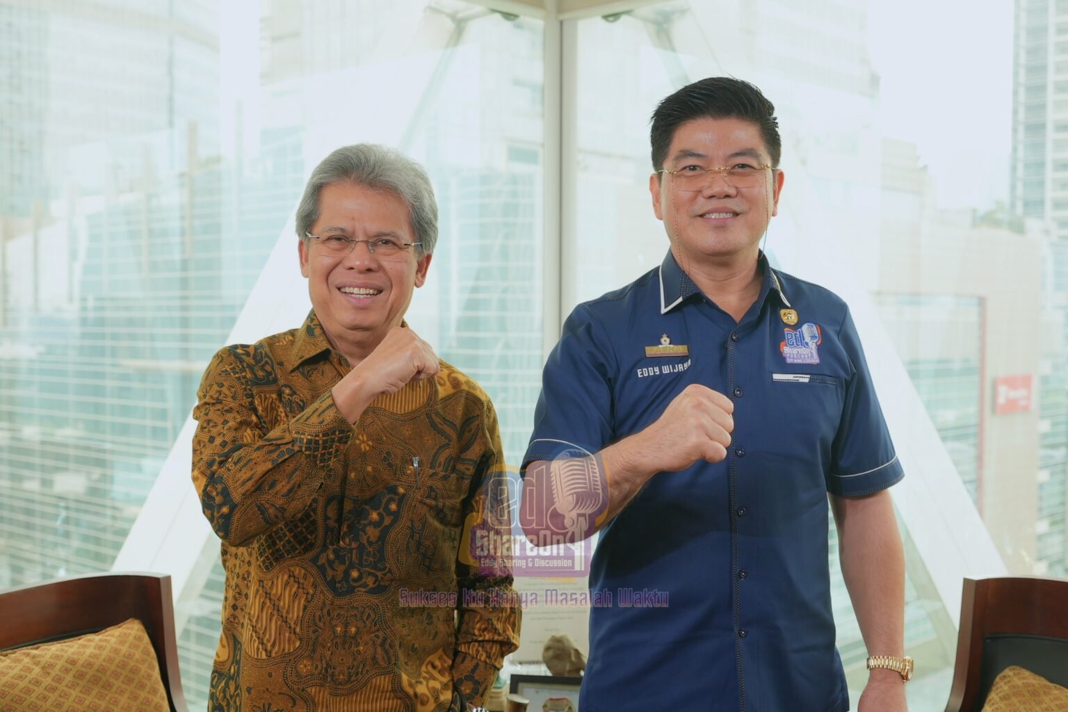 Todung Mulya Lubis Saat di podcast EdShareOn. (Foto: EdShareOn.com)