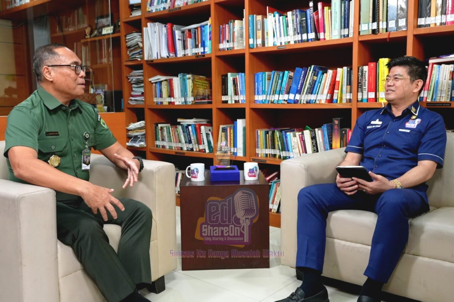 Hikmahanto Juwana Saat di podcast EdShareOn. (Foto: EdShareOn.com)