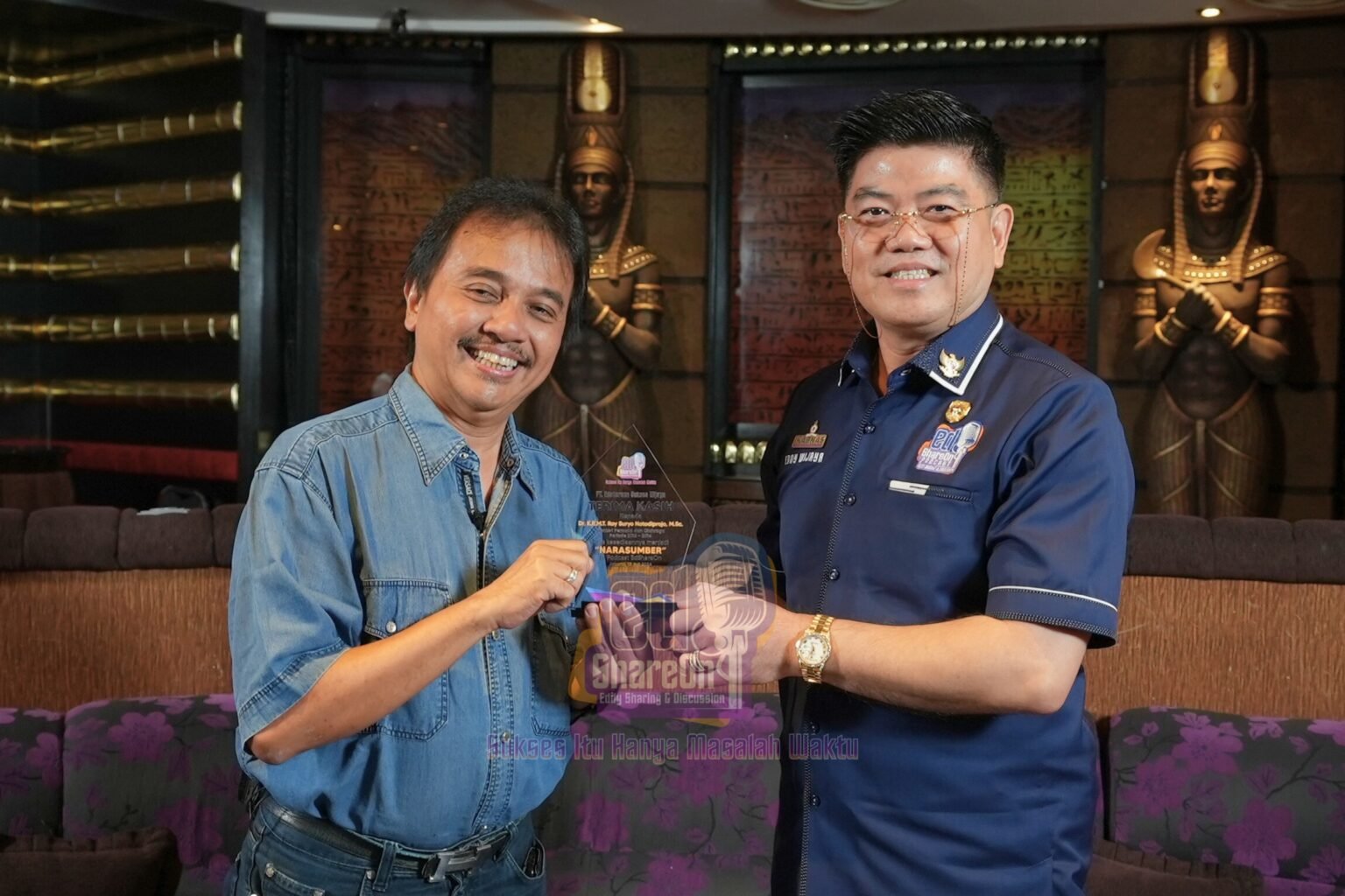 Roy Suryo saat di podcast EdShareOn. (Foto: EdShareOn.com)