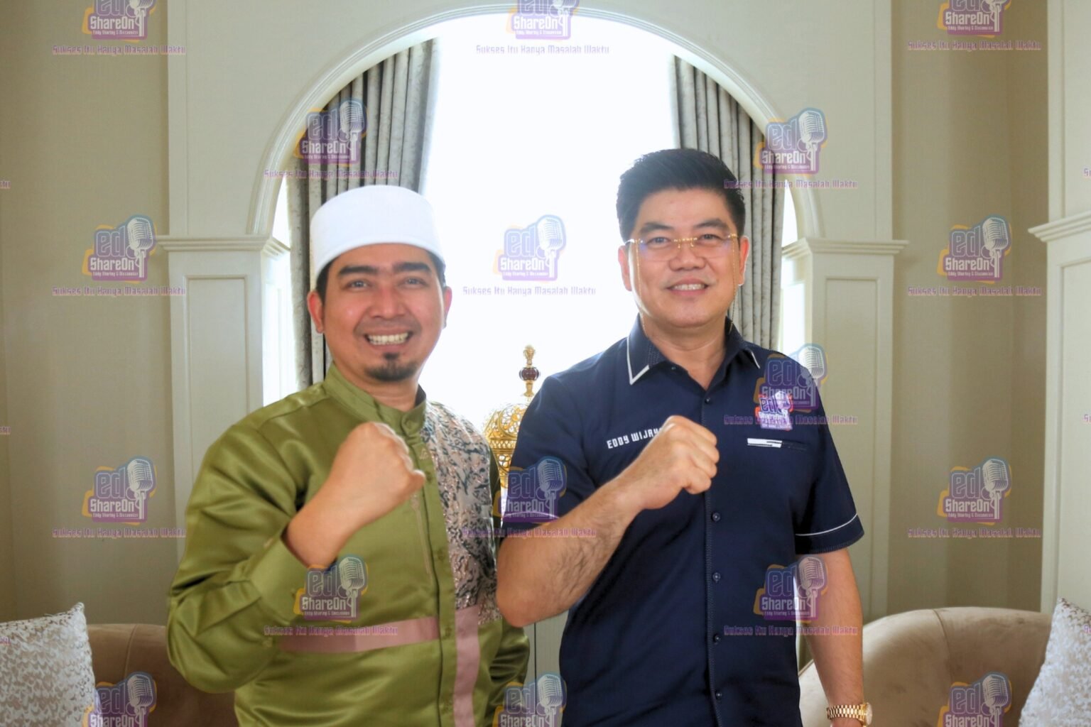 Ustaz Solmed Saat di podcast EdShareOn. (Foto: EdShareOn.com)