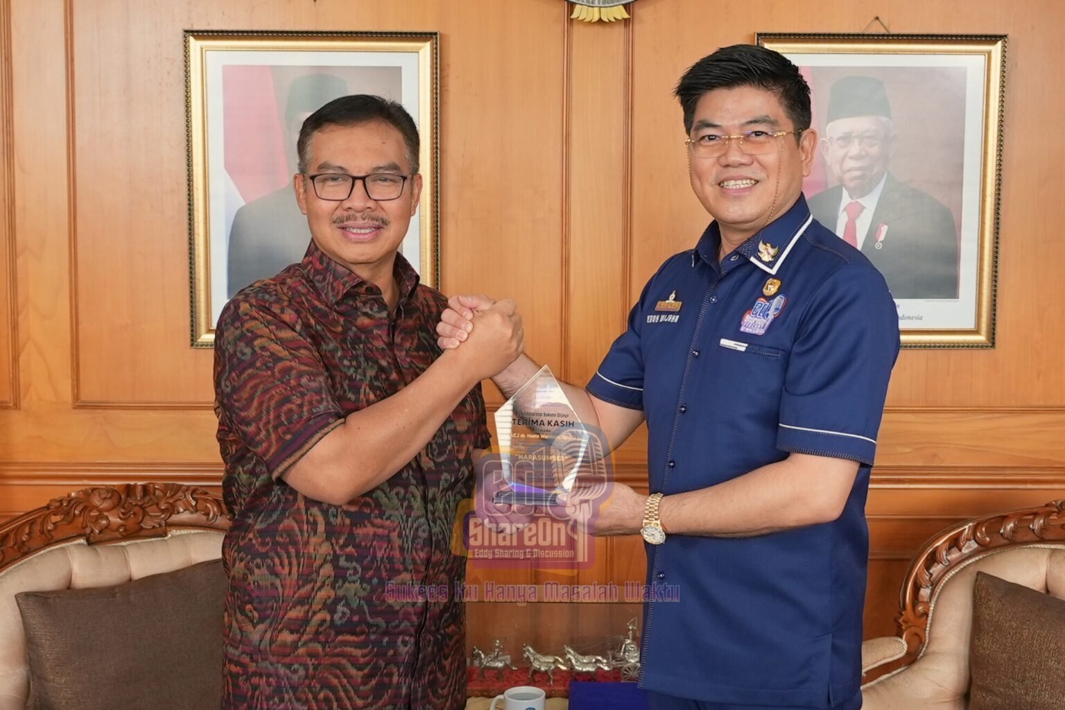 dr. Hasto Wardoyo saat di podcast EdShareOn. (Foto: EdShareOn.com)