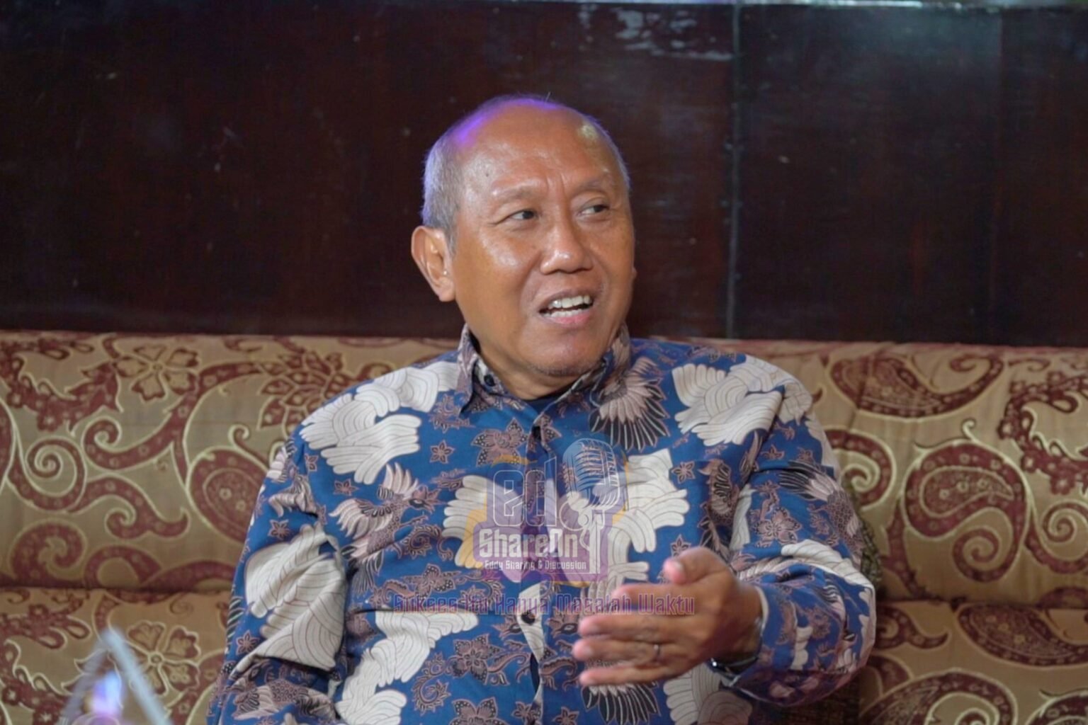 Ikrar Nusa Bhakti saat di podcast EdShareOn. (Foto: EdShareOn.com)