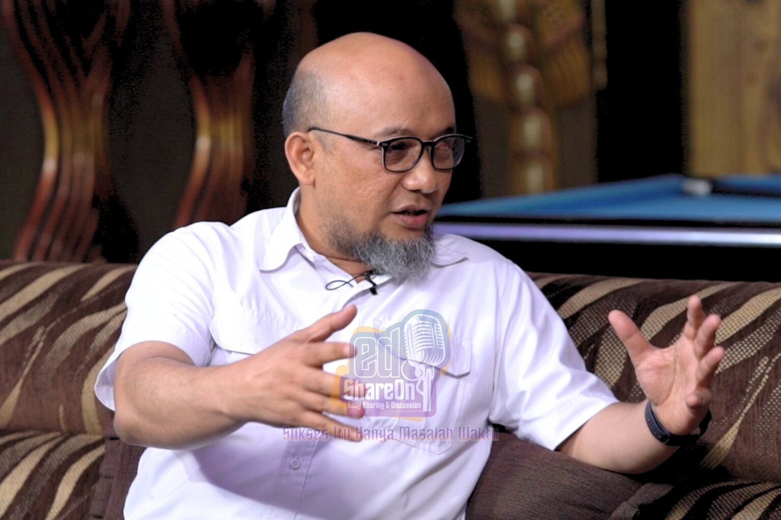 Novel Baswedan saat di podcast EdShareOn. (Foto: EdShareOn.com)