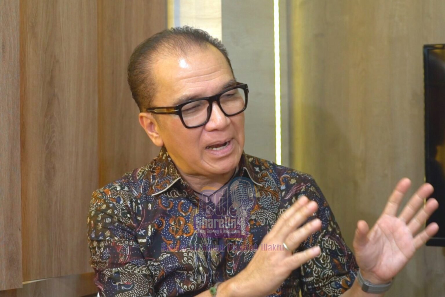 Tantowi Yahya saat di podcast EdShareOn. (Foto: EdShareOn.com)