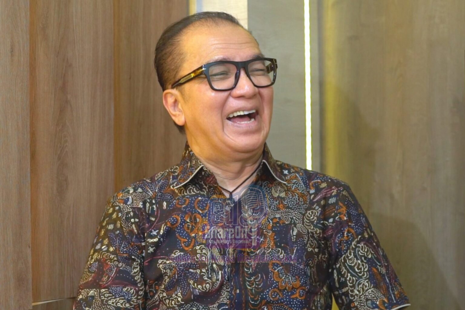 Tantowi Yahya saat di podcast EdShareOn. (Foto: EdShareOn.com)