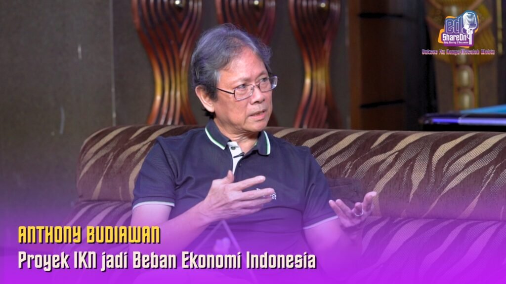 Anthony Budiawan saat di Podcast EdShareOn. (Foto: EdShareOn.com)
