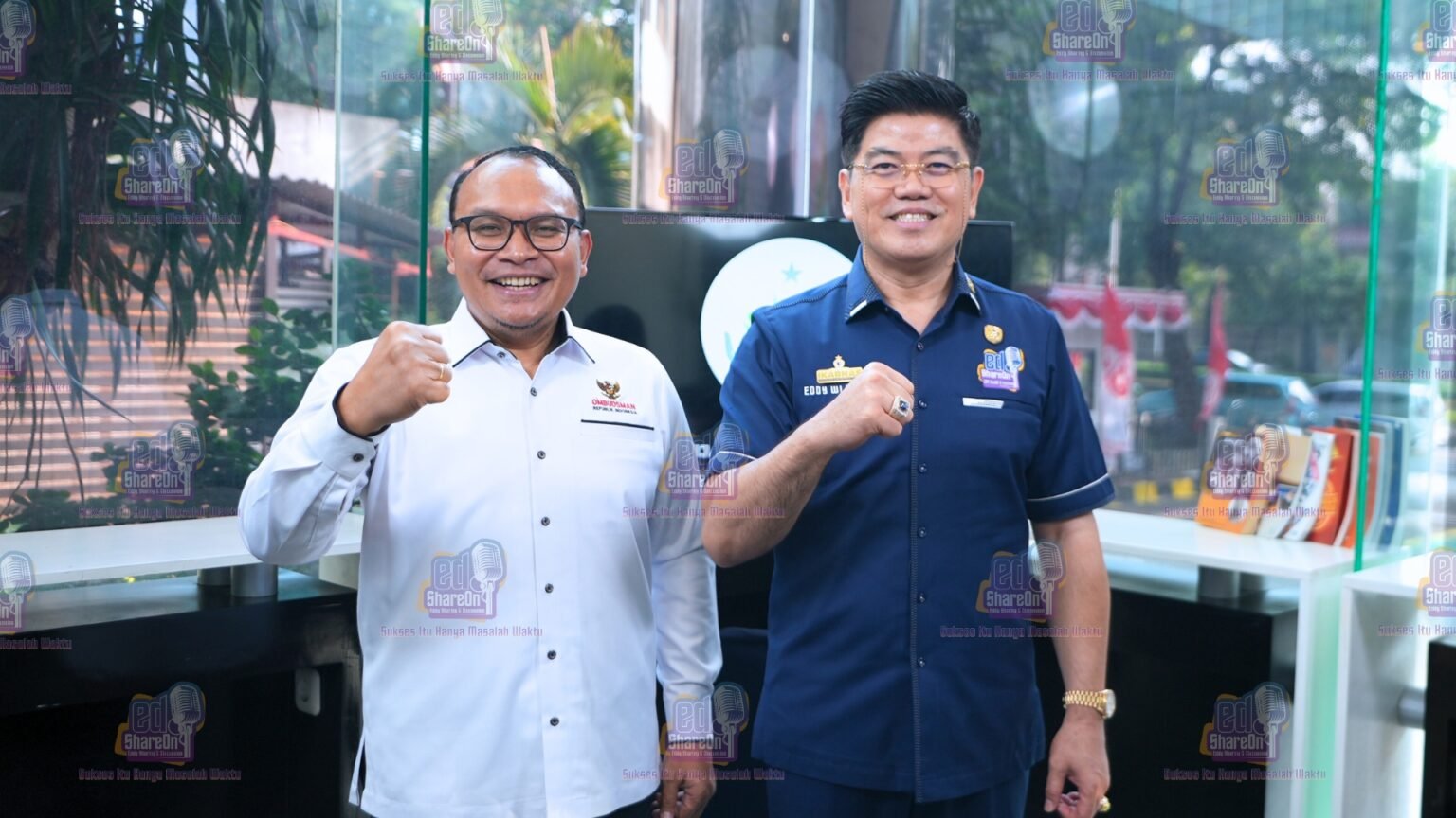 Robert Na Endi Jaweng saat di podcast EdShareOn. (Foto: EdShareOn.com)