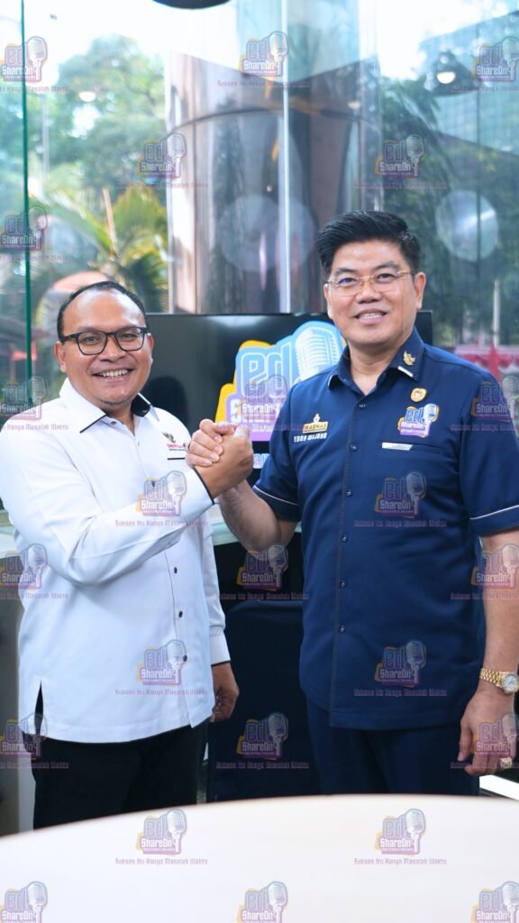 Robert Na Endi Jaweng saat di podcast EdShareOn. (Foto: EdShareOn.com)